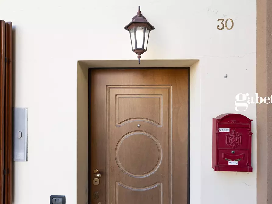 Immagine 2 di Casa indipendente in vendita  in Via Roma 13 a Roncello