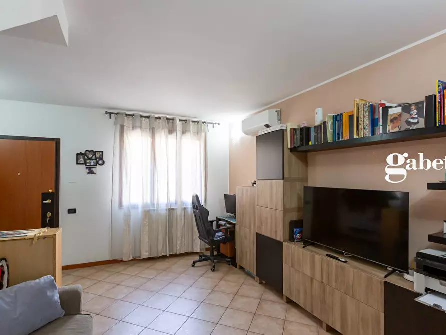 Immagine 7 di Casa indipendente in vendita  in Via Roma 13 a Roncello