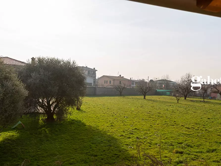 Immagine 4 di Casa indipendente in vendita  in Via Roma 13 a Roncello