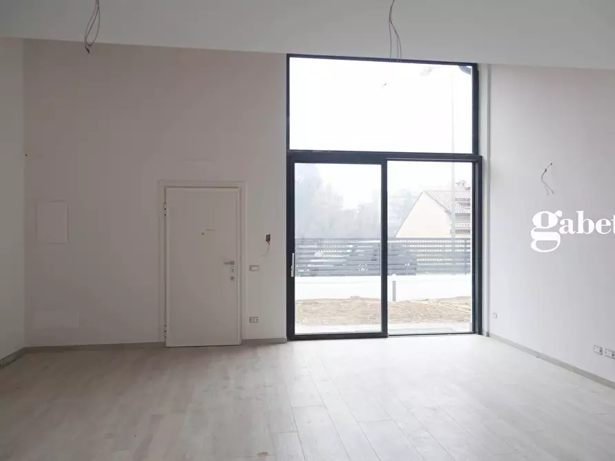 Immagine 10 di Villa in vendita  in Via fratelli Bandiera snc a Vimercate