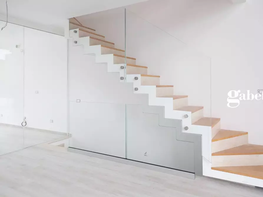 Immagine 11 di Villa in vendita  in Via fratelli Bandiera snc a Vimercate