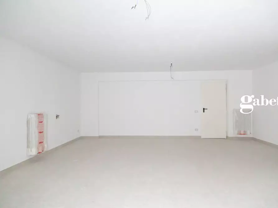 Immagine 40 di Villa in vendita  in Via fratelli Bandiera snc a Vimercate