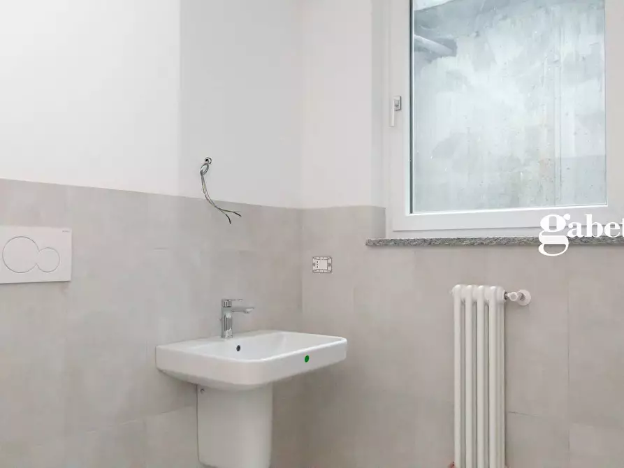 Immagine 43 di Villa in vendita  in Via fratelli Bandiera snc a Vimercate