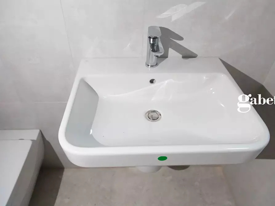 Immagine 44 di Villa in vendita  in Via fratelli Bandiera snc a Vimercate