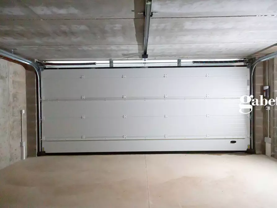 Immagine 48 di Villa in vendita  in Via fratelli Bandiera snc a Vimercate