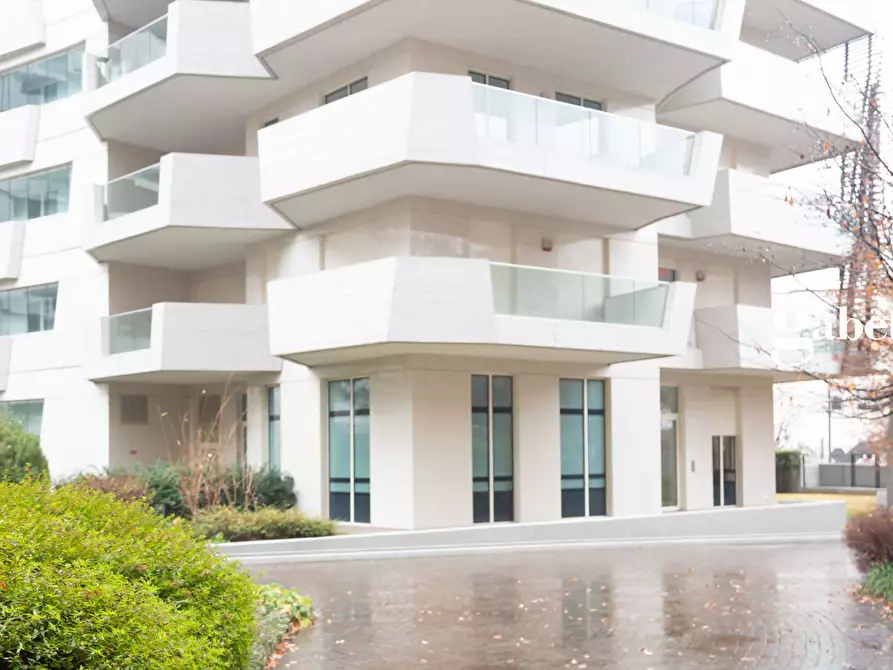 Immagine 3 di Appartamento in vendita  in Via Spinola 8 a Milano