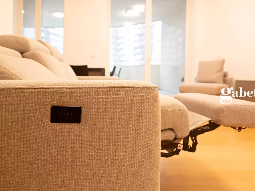 Immagine 9 di Appartamento in vendita  in Via Spinola 8 a Milano