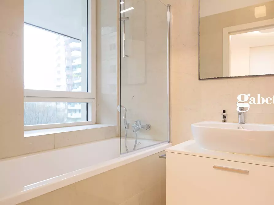 Immagine 26 di Appartamento in vendita  in Via Spinola 8 a Milano