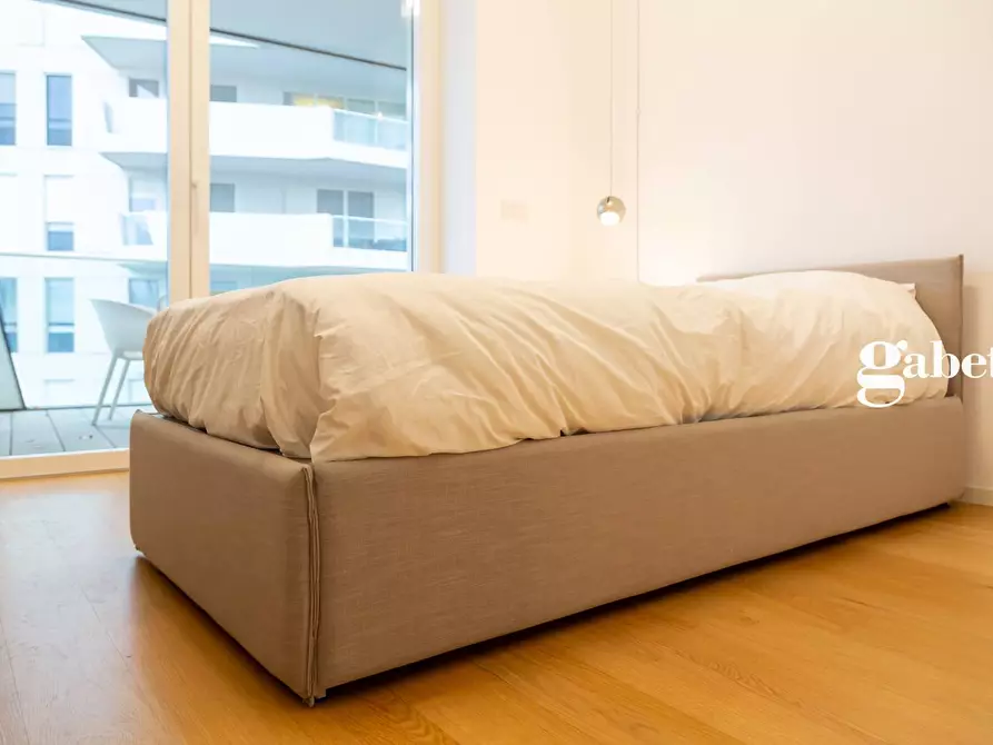 Immagine 37 di Appartamento in vendita  in Via Spinola 8 a Milano