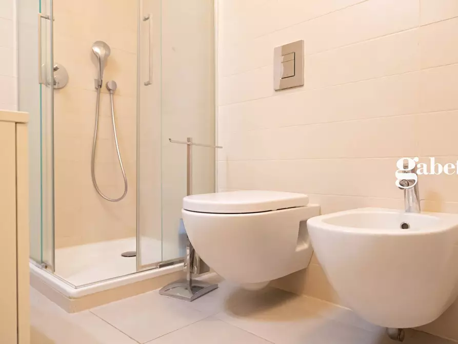 Immagine 39 di Appartamento in vendita  in Via Spinola 8 a Milano