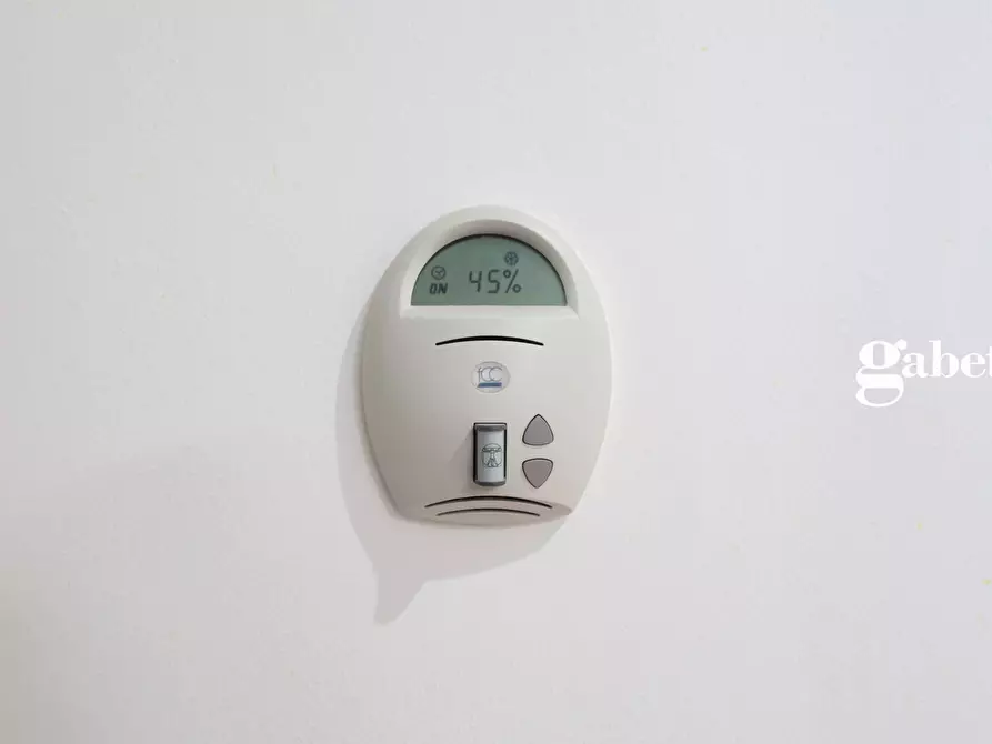 Immagine 45 di Appartamento in vendita  in Via Spinola 8 a Milano