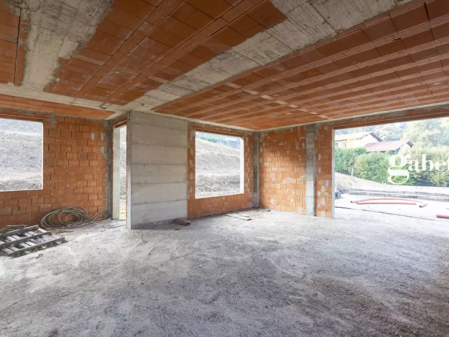 Immagine 9 di Villa in vendita  in Via Risorgimento 11 a Sirtori