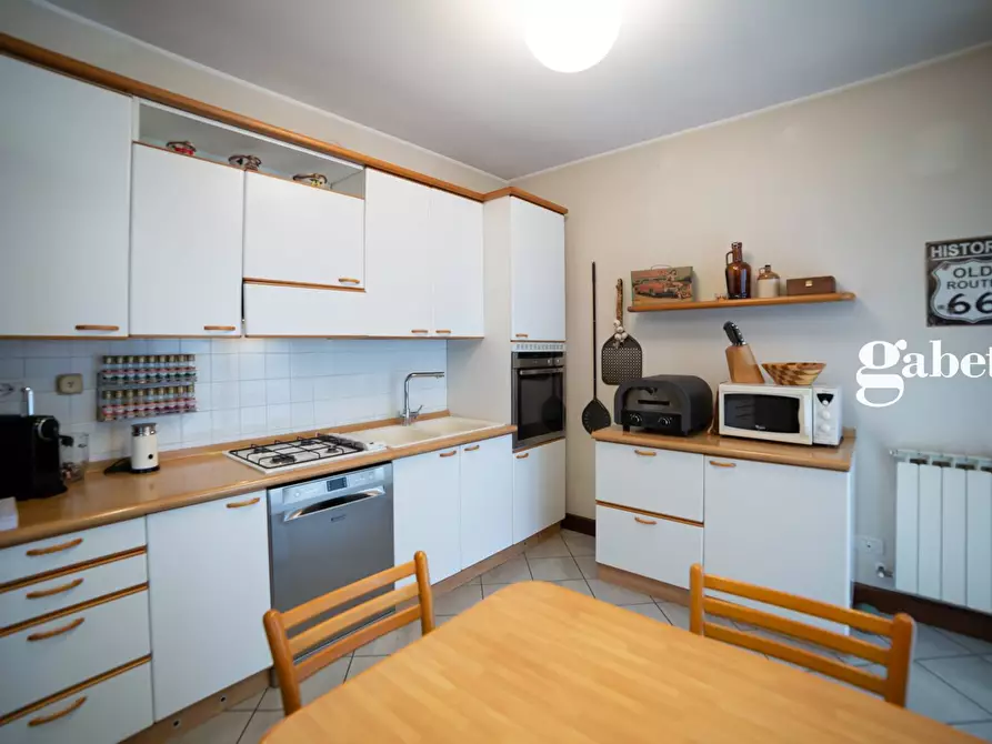 Immagine 11 di Appartamento in vendita  in Via Michele Robecchi 8 a Muggiò