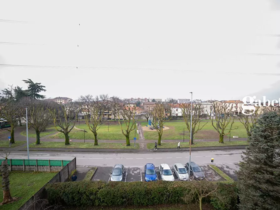 Immagine 15 di Appartamento in vendita  in Via Michele Robecchi 8 a Muggiò