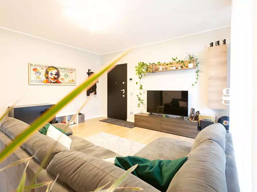 Immagine 7 di Attico in vendita  in VIA ISONZO a Lomagna