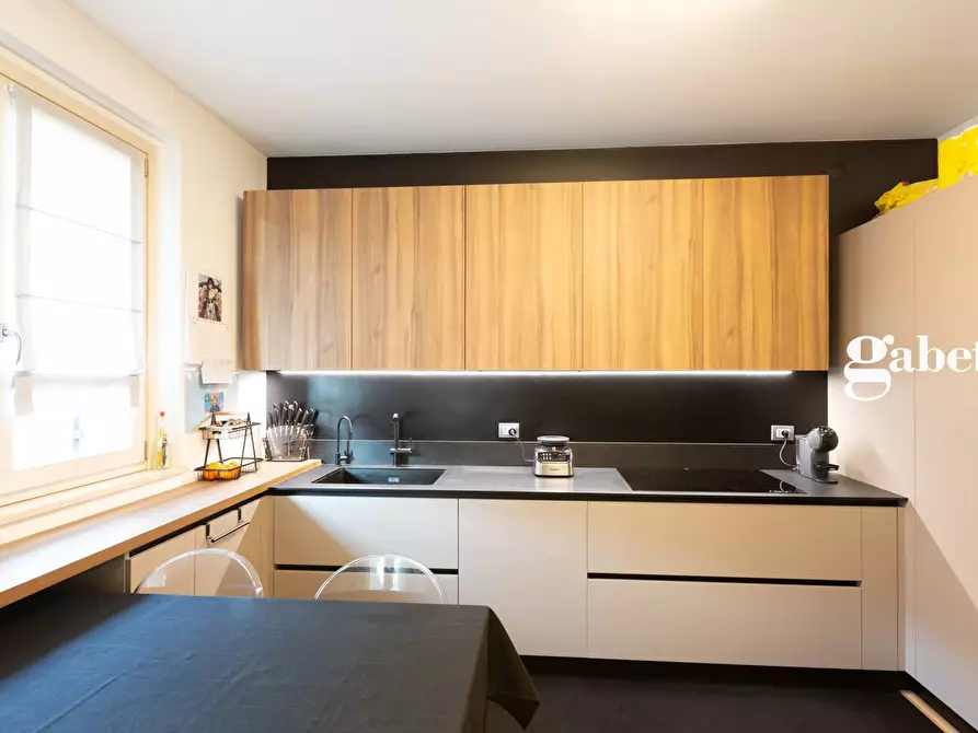 Immagine 14 di Attico in vendita  in VIA ISONZO a Lomagna