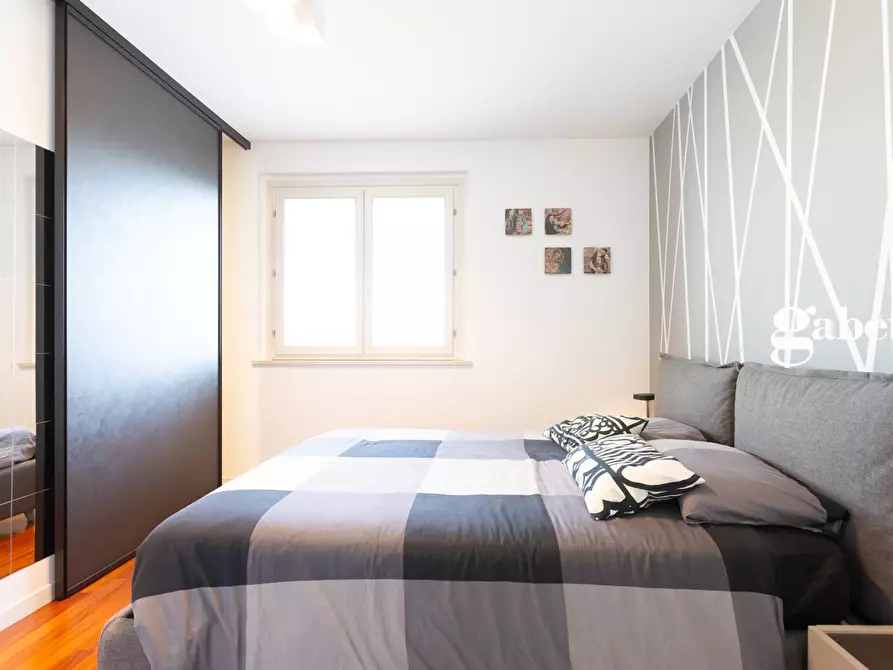 Immagine 21 di Attico in vendita  in VIA ISONZO a Lomagna