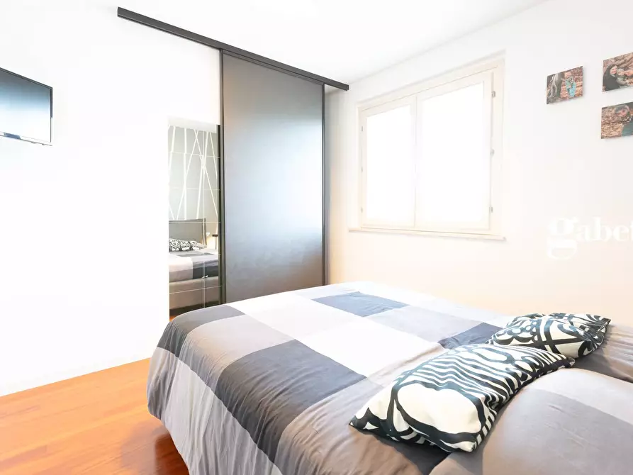 Immagine 22 di Attico in vendita  in VIA ISONZO a Lomagna