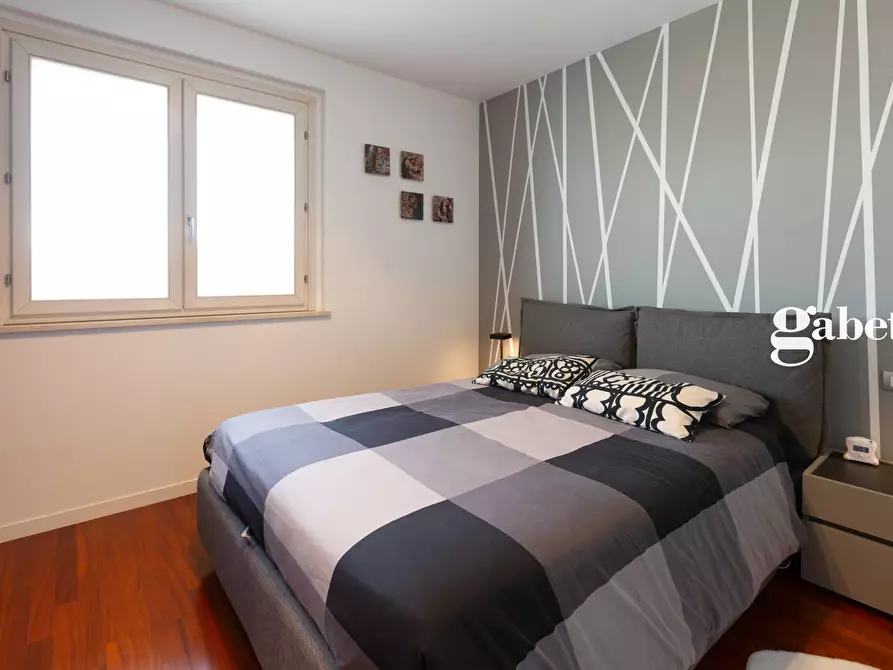 Immagine 23 di Attico in vendita  in VIA ISONZO a Lomagna