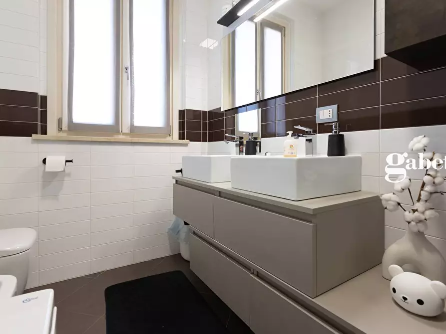 Immagine 30 di Attico in vendita  in VIA ISONZO a Lomagna