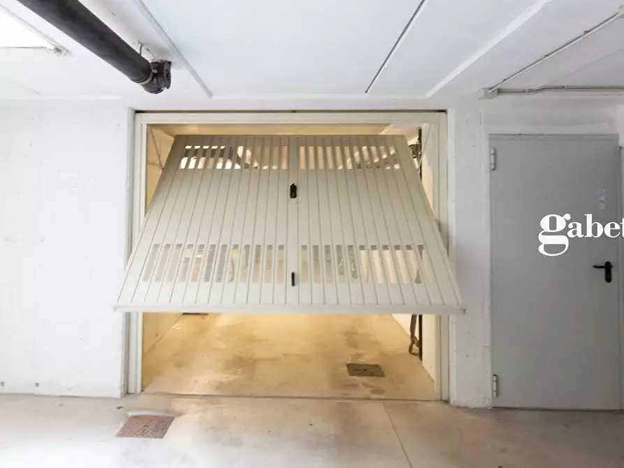 Immagine 33 di Attico in vendita  in VIA ISONZO a Lomagna