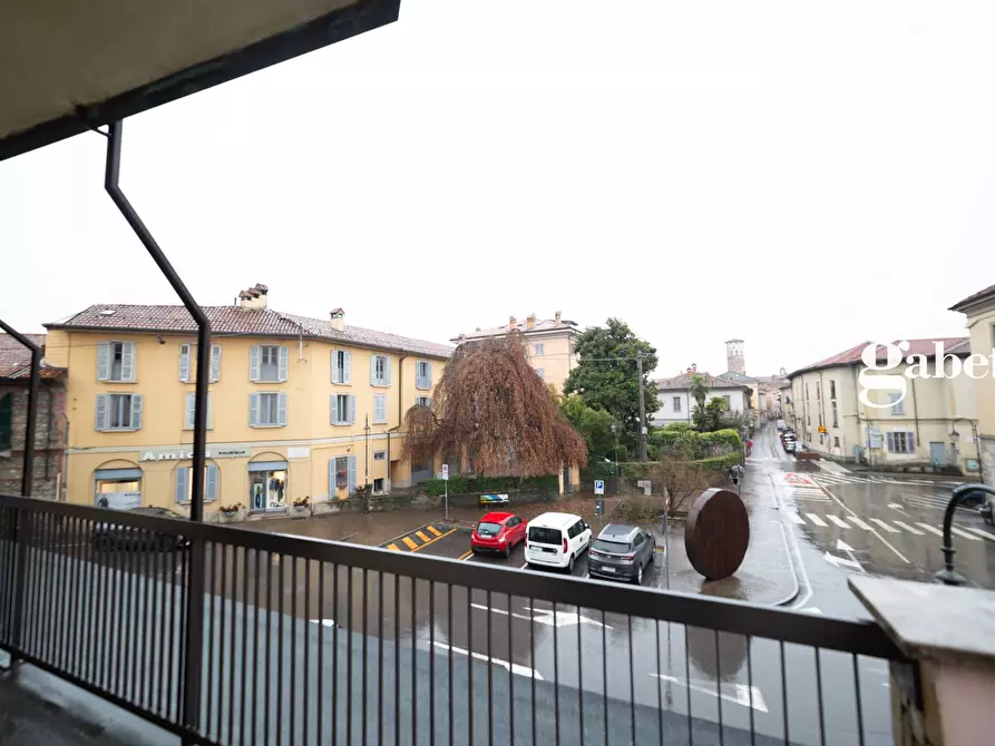 Immagine 19 di Appartamento in vendita  in Piazza Italia 8 a Merate