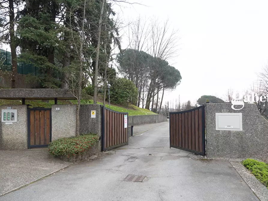 Immagine 49 di Appartamento in vendita  in Via Mazzini 2 a Barzanò