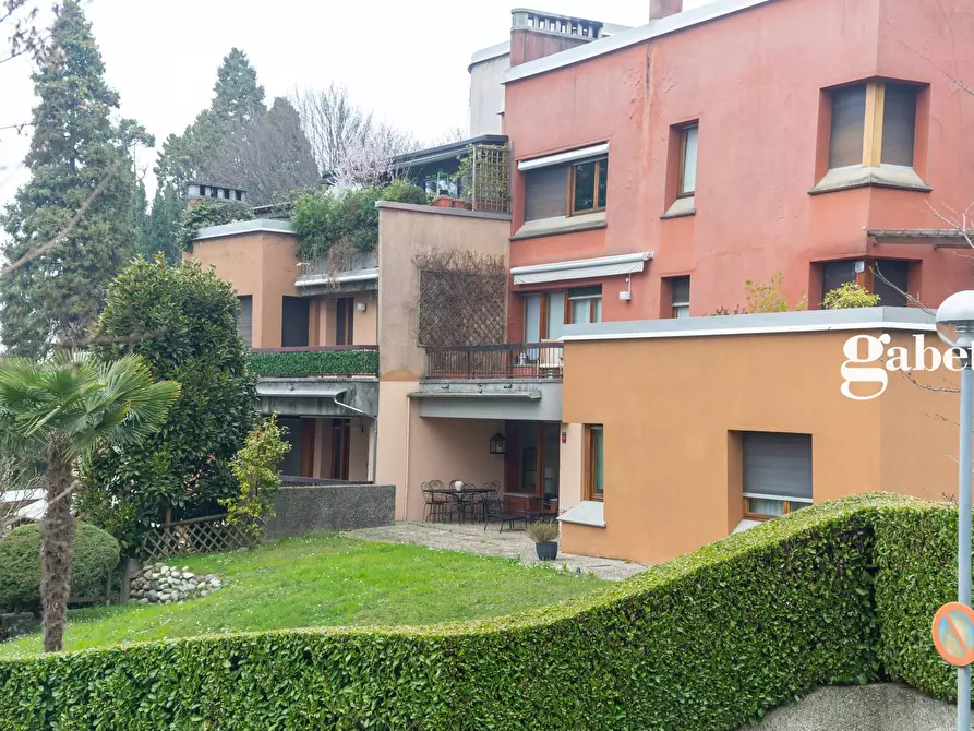 Immagine 7 di Appartamento in vendita  in Via Mazzini 2 a Barzanò