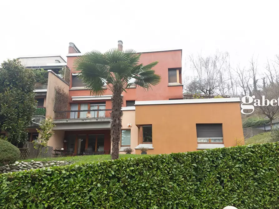 Immagine 2 di Appartamento in vendita  in Via Mazzini 2 a Barzanò
