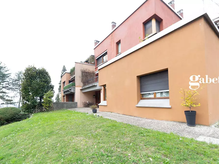 Immagine 30 di Appartamento in vendita  in Via Mazzini 2 a Barzanò