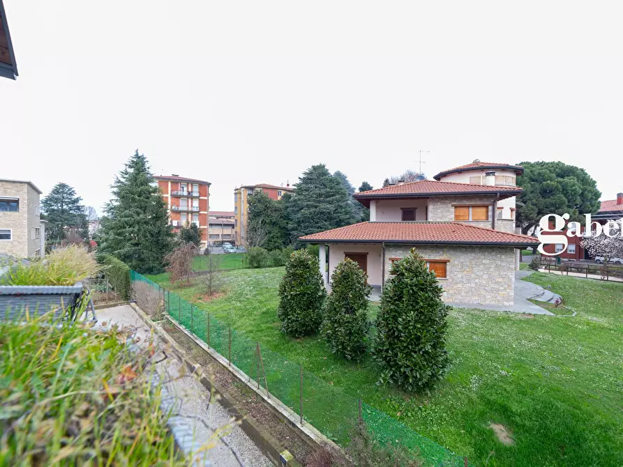 Immagine 47 di Villa in vendita  in Via Fratelli Cernuschi 2/bis a Merate