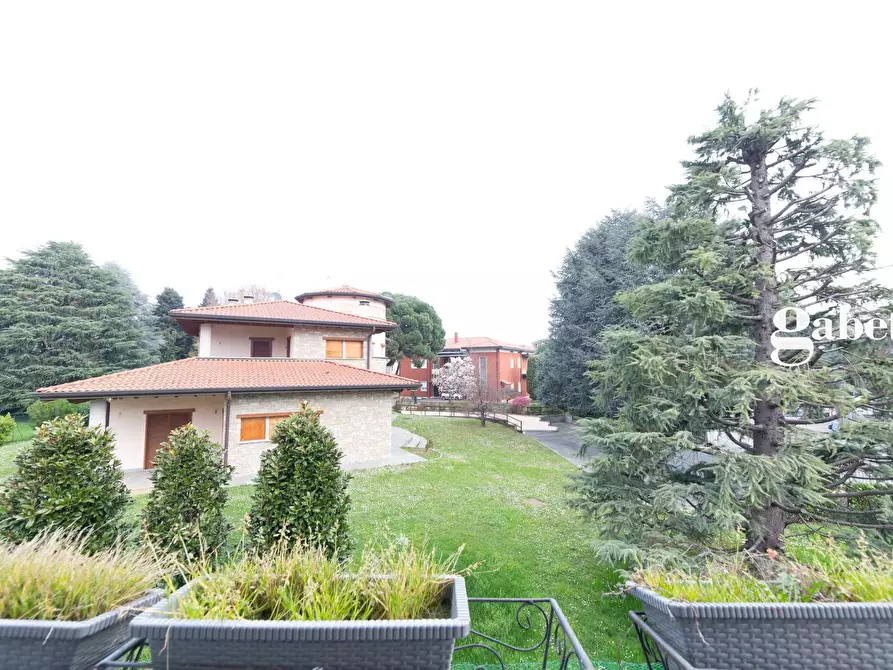 Immagine 48 di Villa in vendita  in Via Fratelli Cernuschi 2/bis a Merate