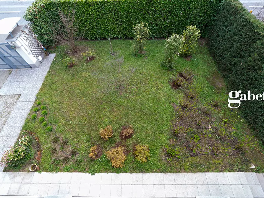 Immagine 49 di Villa in vendita  in Via Fratelli Cernuschi 2/bis a Merate