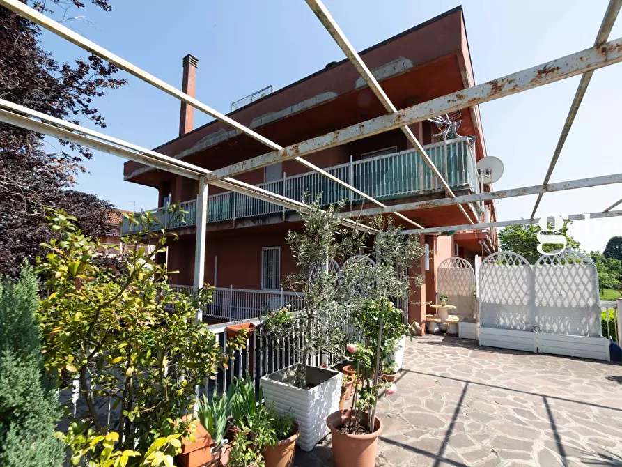 Immagine 11 di Appartamento in vendita  in Via Don Giulio SPada 10/C a Cambiago