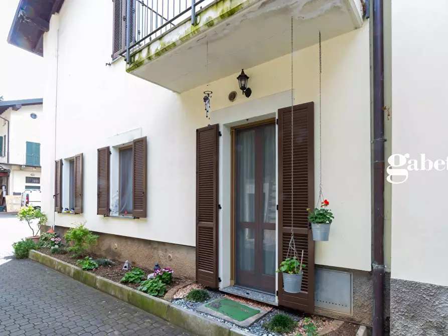 Immagine 2 di Casa indipendente in vendita  in Via Sant'Ambrogio 25/E a Merate