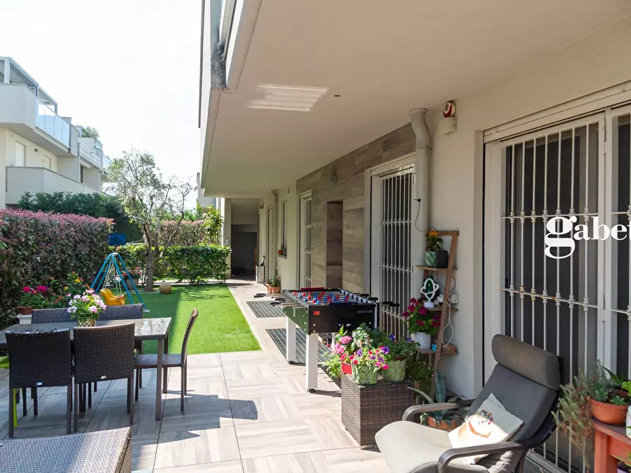 Immagine 5 di Appartamento in vendita  in Via Giovanni paolo II 15 a Roncello