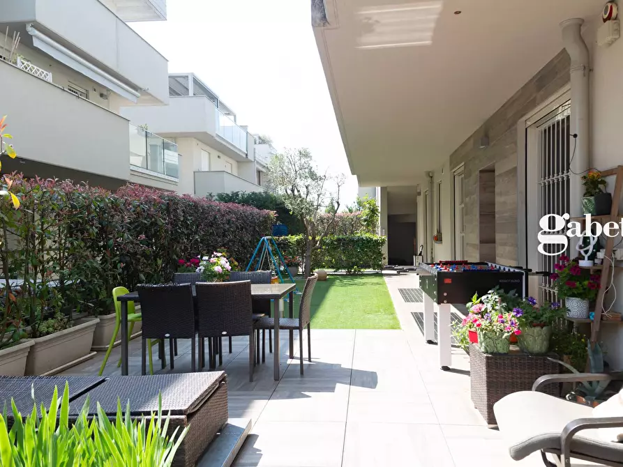 Immagine 8 di Appartamento in vendita  in Via Giovanni paolo II 15 a Roncello
