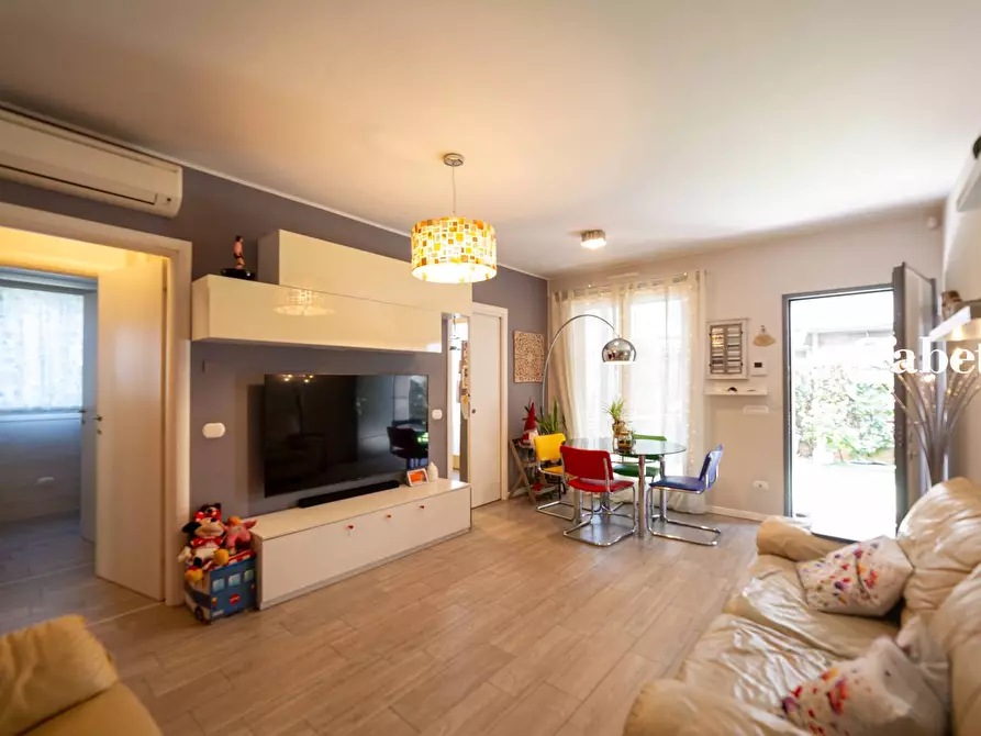 Immagine 13 di Appartamento in vendita  in Via Giovanni paolo II 15 a Roncello