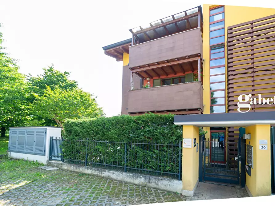 Immagine 3 di Appartamento in vendita  in Via Brianza 20 a Bernareggio