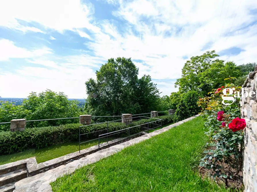 Immagine 8 di Casa indipendente in vendita  in Via Belvedere 37 a Montevecchia