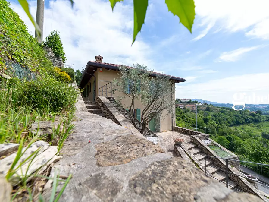 Immagine 11 di Casa indipendente in vendita  in Via Belvedere 37 a Montevecchia