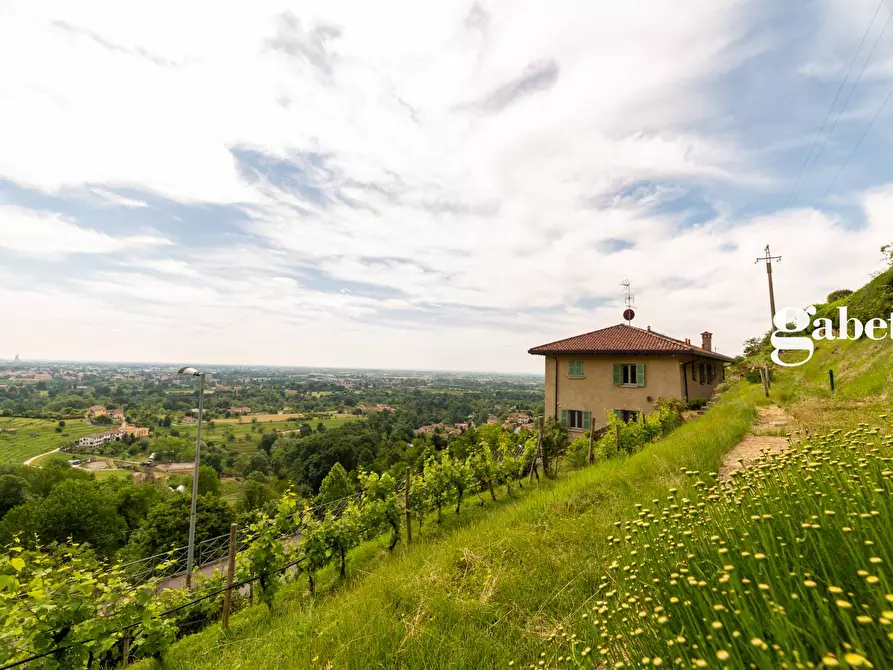 Immagine 14 di Casa indipendente in vendita  in Via Belvedere 37 a Montevecchia