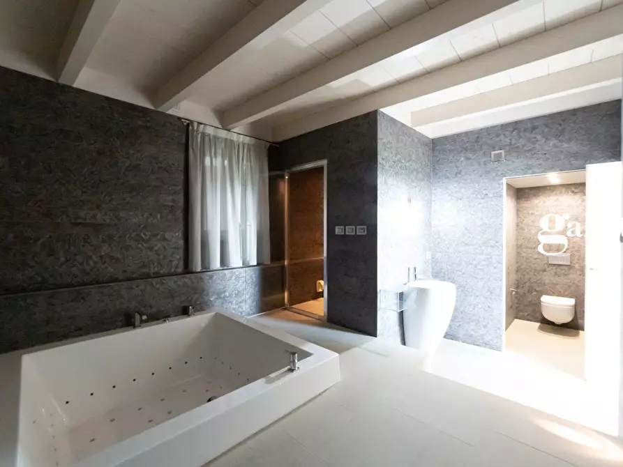 Immagine 27 di Casa indipendente in vendita  in Via Belvedere 37 a Montevecchia