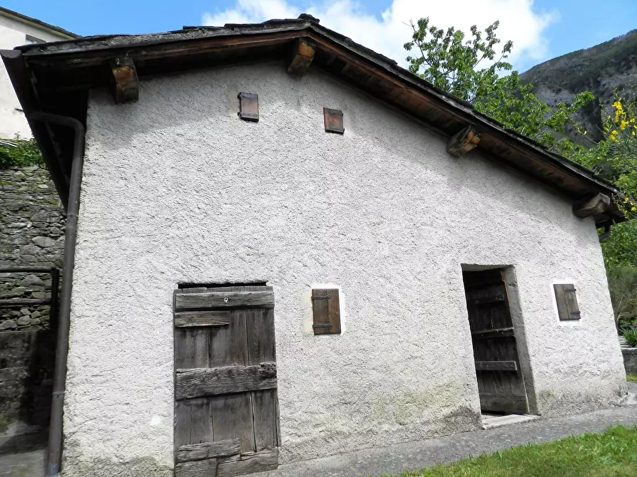 Immagine 8 di Casa indipendente in vendita  a Careggine