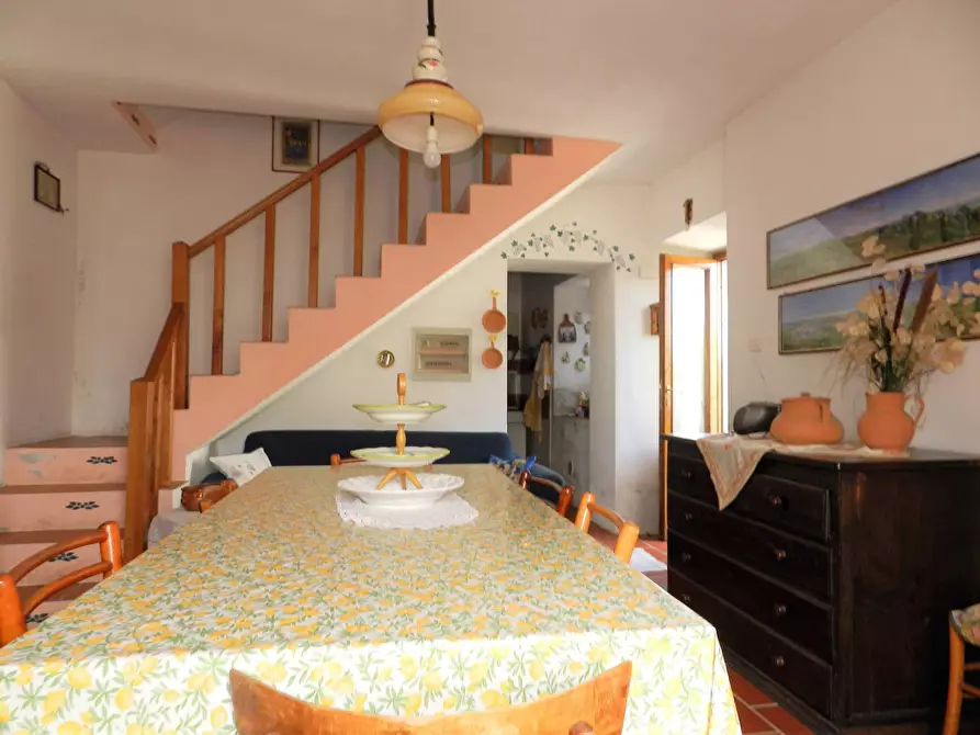 Immagine 11 di Casa indipendente in vendita  a Careggine