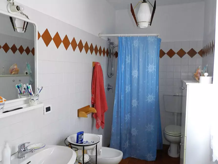 Immagine 15 di Casa indipendente in vendita  a Careggine