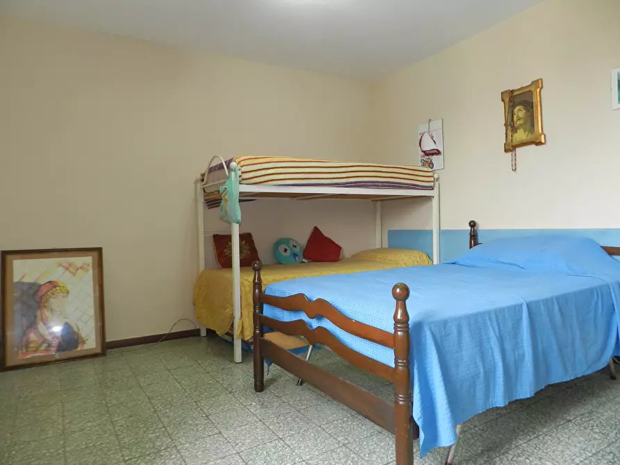 Immagine 20 di Casa semindipendente in vendita  36 a Lucca