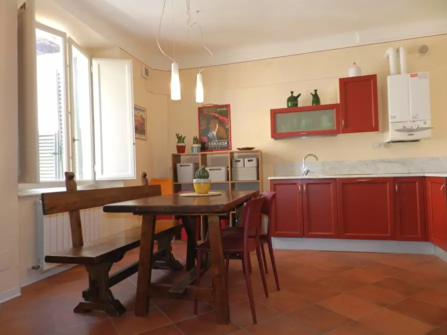 Immagine 4 di Appartamento in vendita  9 a Lucca