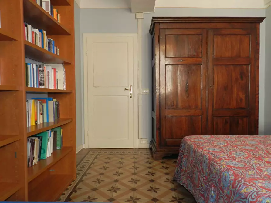 Immagine 14 di Appartamento in vendita  9 a Lucca