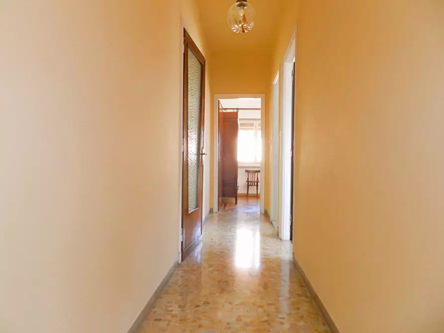 Immagine 37 di Casa semindipendente in vendita  3136 a Lucca